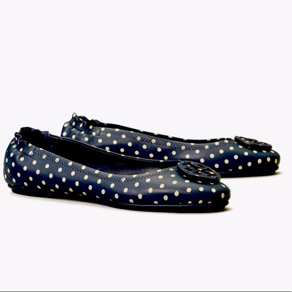 TORY BURCH NAPPA LEATHER TRAVEL BALLET FLATS CLASSIC NAVY DOTS SIZE 8.5 - Picture 5 of 16